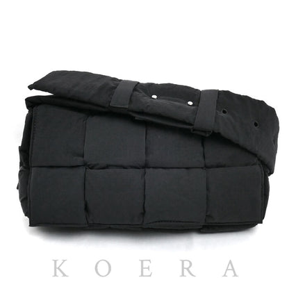 BOTTEGAVENETA ボッテガヴェネタ パデッド テック カセット ショルダーバッグ ブラック 628951 VB081 8803 レディース【中古】【美品】