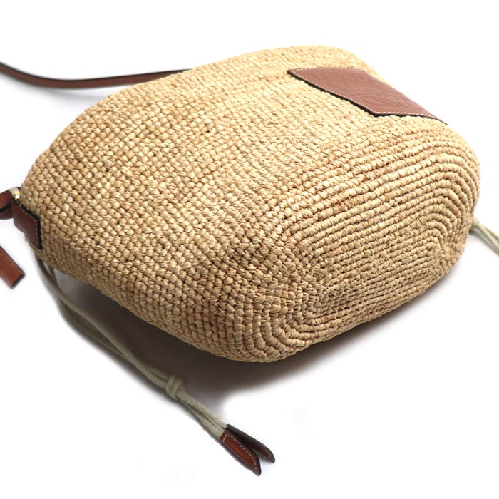 LOEWE ロエベ アナグラム ポシェット バスケット ショルダーバッグ ナチュラル/タン A689C70X08 レディース【中古】【美品】