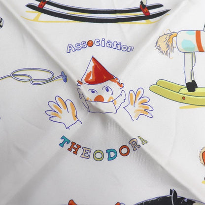 HERMES エルメス カレ90 THEODORA テオドラ teodoraRaconte moi le Cheval スカーフ ホワイト/ブルー レディース【中古】