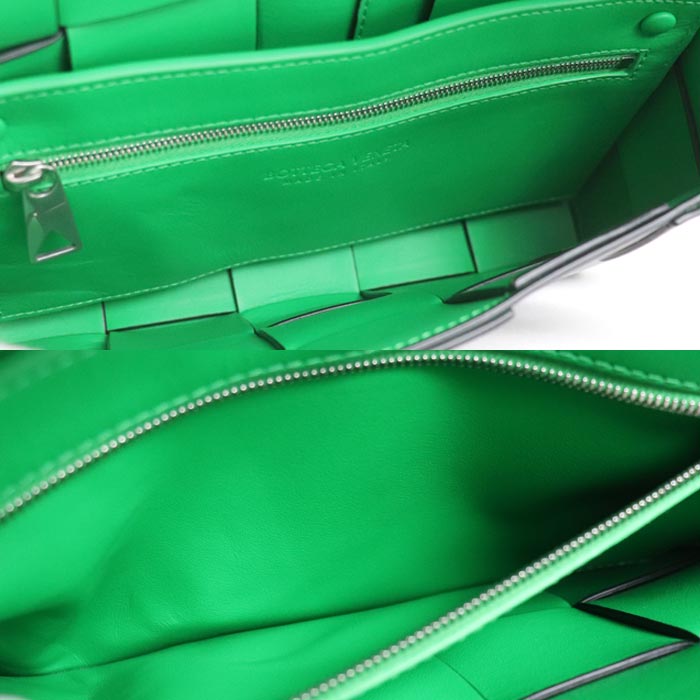 BOTTEGAVENETA ボッテガヴェネタ カセット ショルダーバッグ ブラック/パラキート 737950V29E01091 ユニセックス【中古】